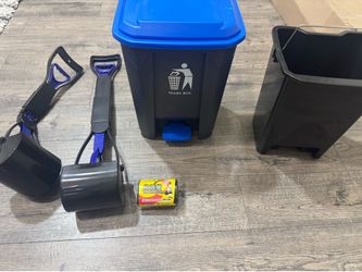 Brand New - Dog Poop Trash Can Outside - 20L/5Gal Large Outdoor Trash Can With Lid - Must Go ASAP