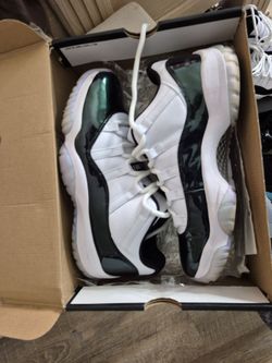 JORDN 9 LOW IRIDESCENT