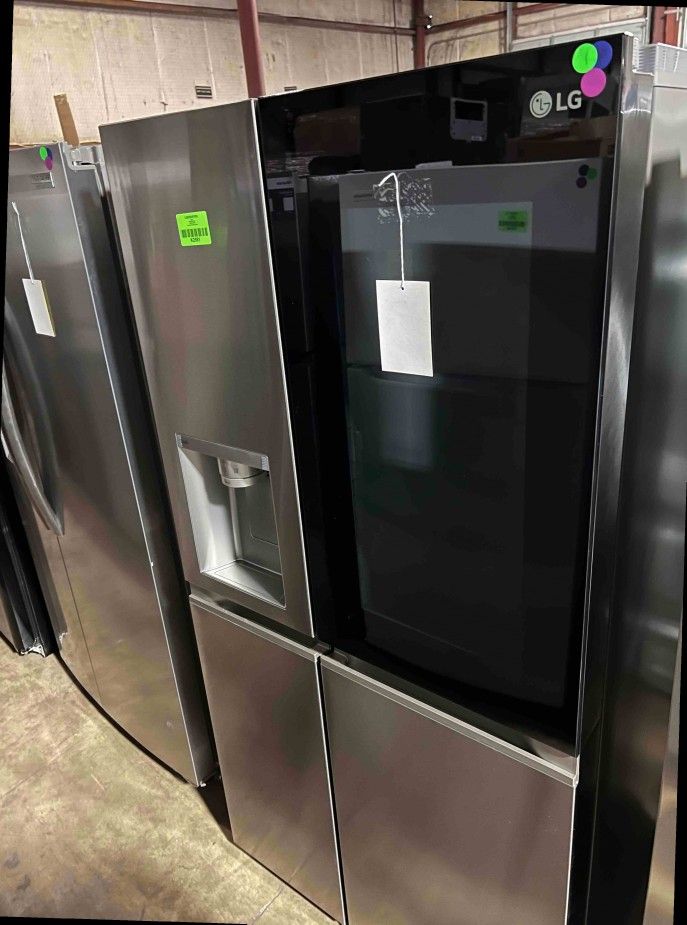 LG LRSOSS  InstaView 27.1-cu ft Side-by-Side Refrigerator