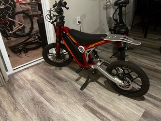 Tuttio arc-1 200$ cash or trade