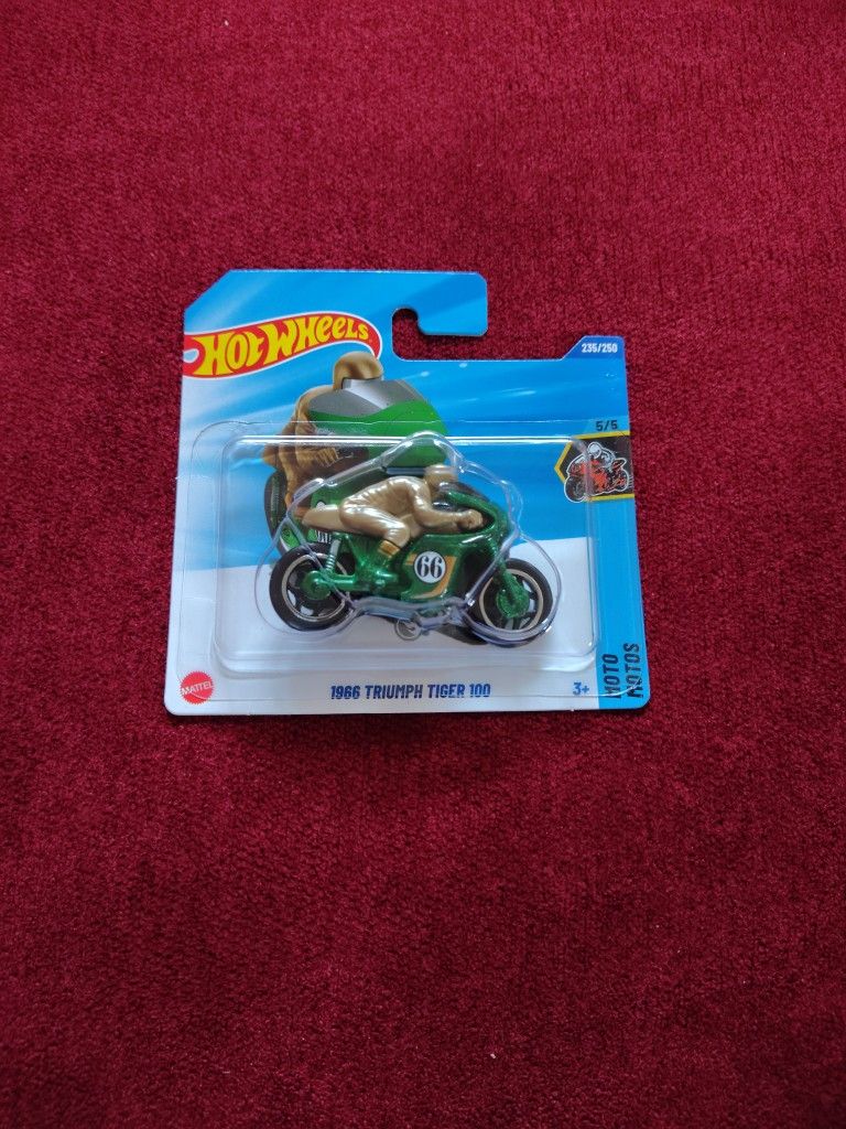 Hot Wheels 1966 Triumph Tiger 100 Treasure Hunt