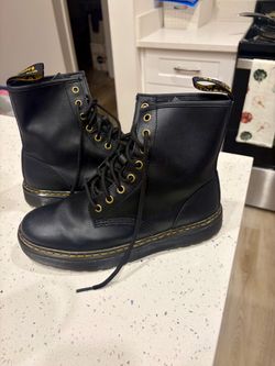 Dr martens women 9