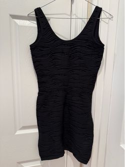 Black junior/women’s dress