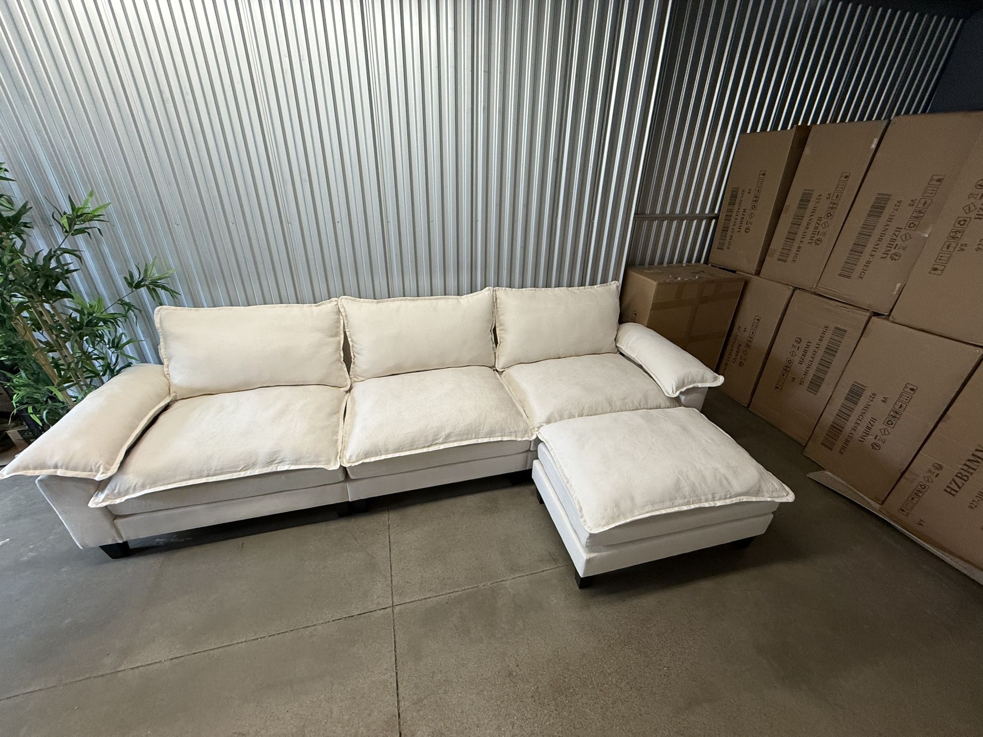 Brand New In Box 📦  Sectionals Couches Sofa