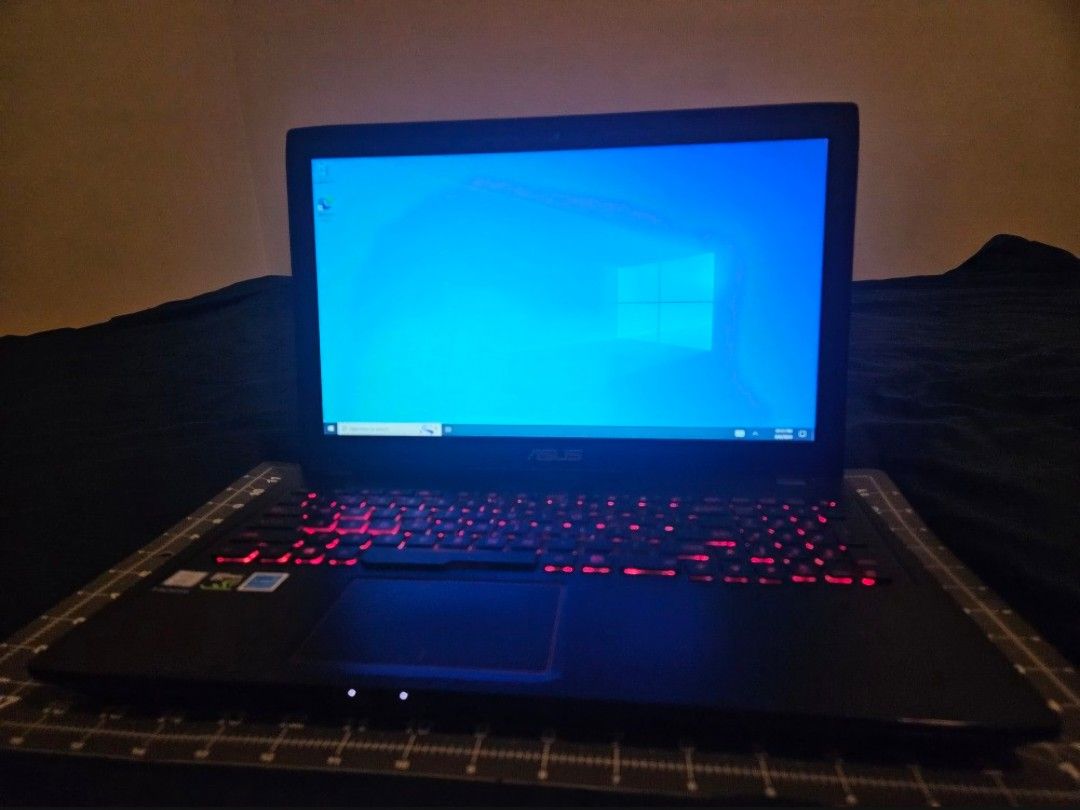Asus gaming laptop