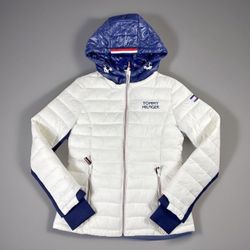 NWOT Tommy Hilfiger Packable Zip Up Hooded Puffer Women’s Size S