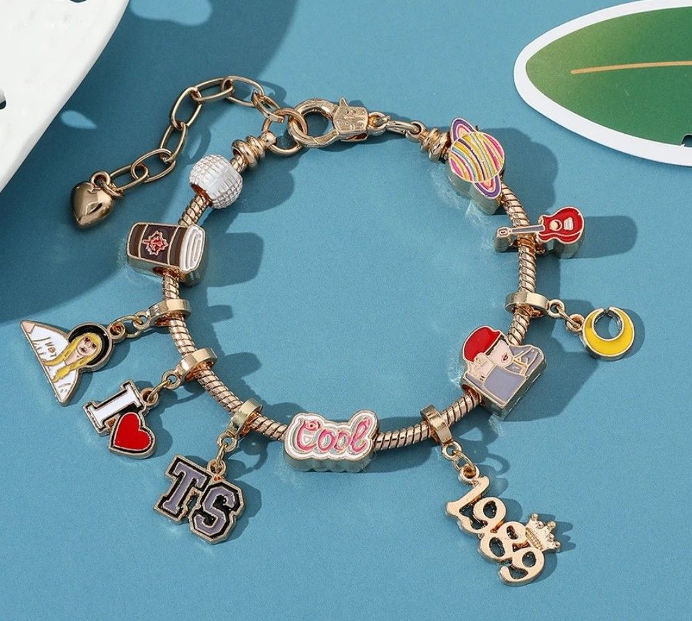 Taylor Swift Hot Charms Bracelet