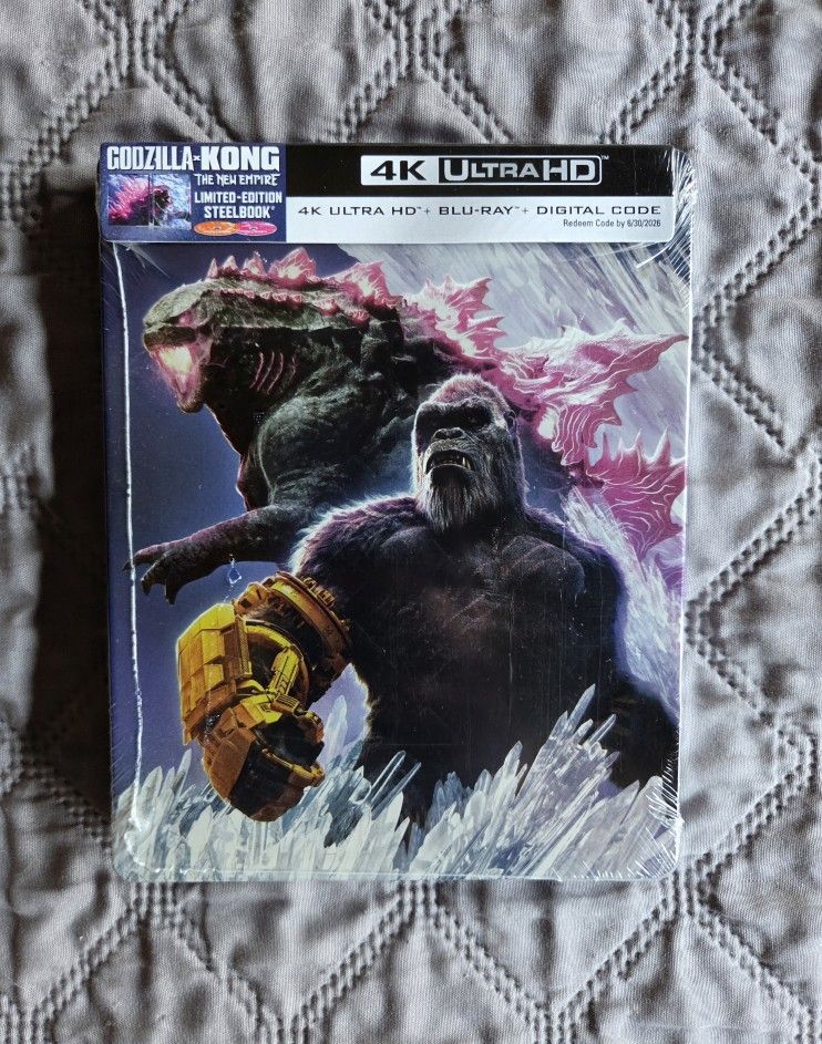 Godzilla X Kong The New Empire 4K Steelbook  (4K Blu-Ray + Blu-Ray)