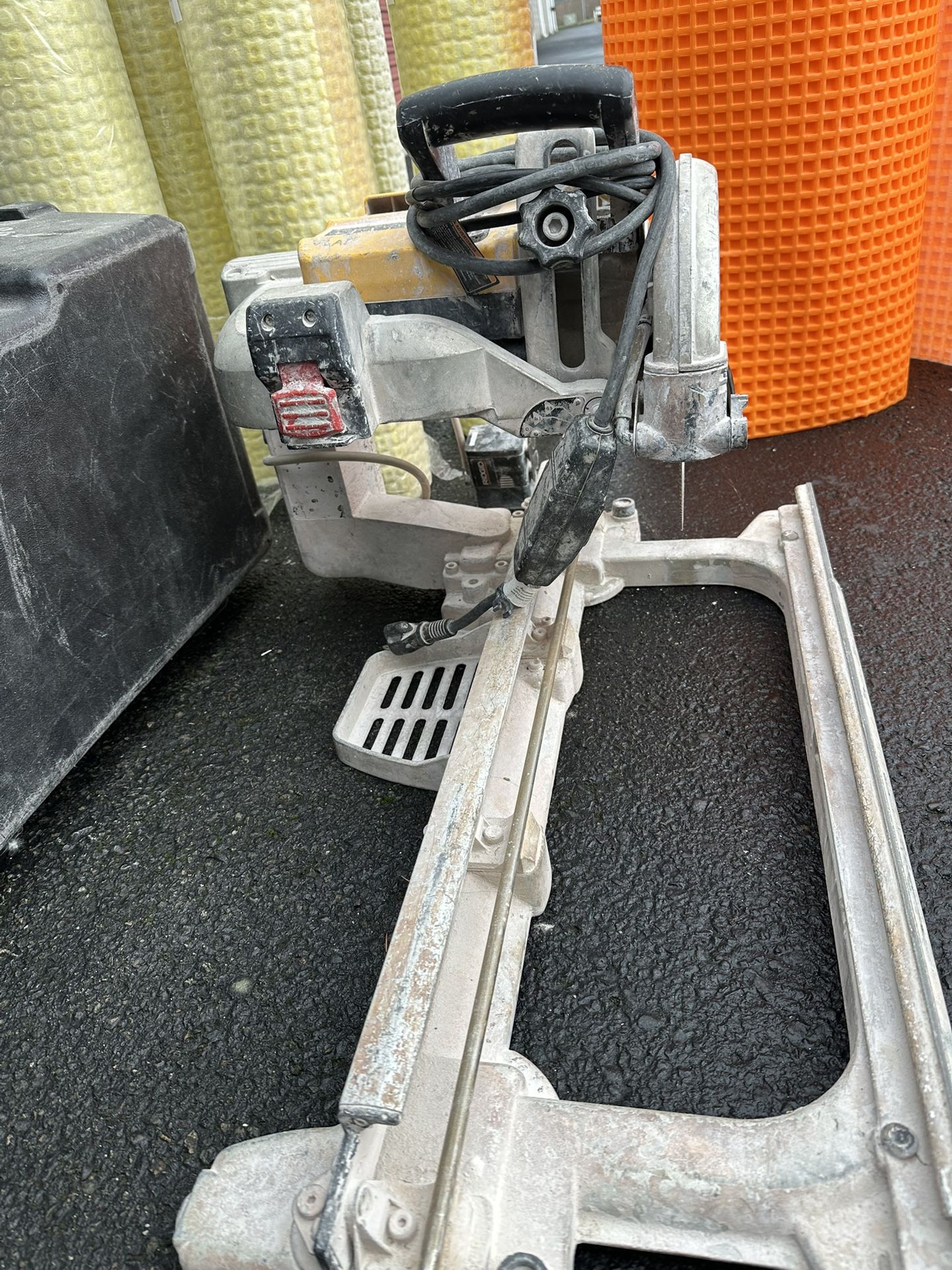 Dewalt Tile Saw