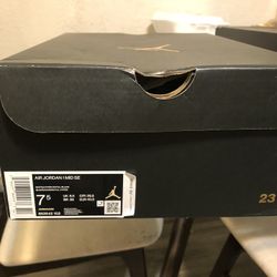 Air Jordan 1 Special edition Union Royal