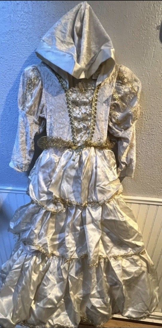 Snow Princess Dress Costume Girls Size Medium