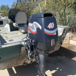 2005 Lund fishing boat 40 HP Evinrude four stroke 16 foot and Trailer