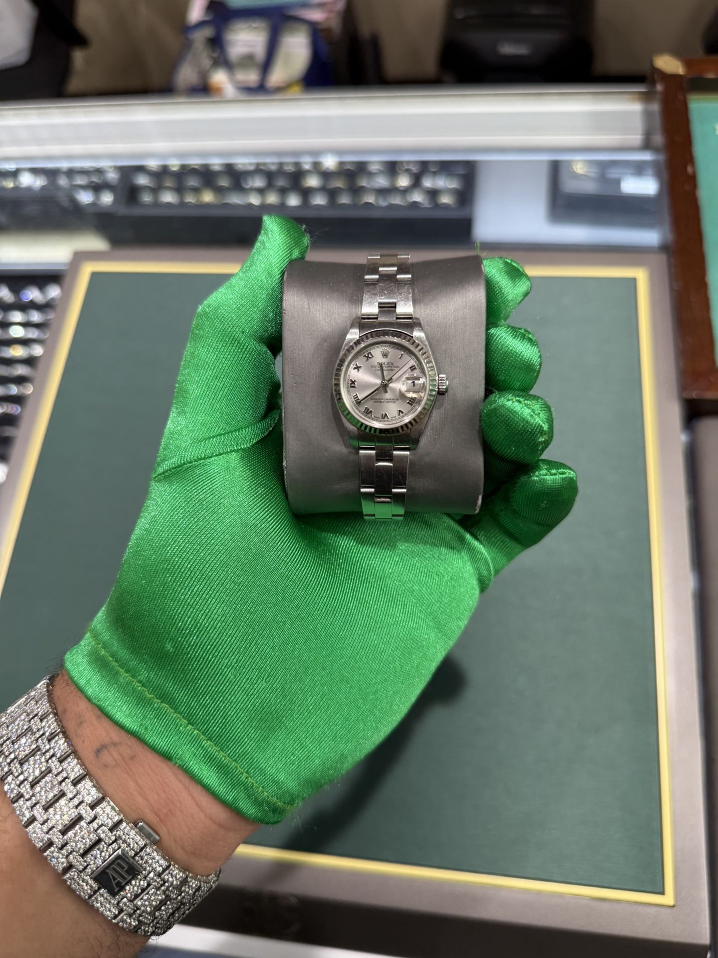 Rolex State just 26 mm oyster band, fluted bezel Roman silver dial with box and papers 2006