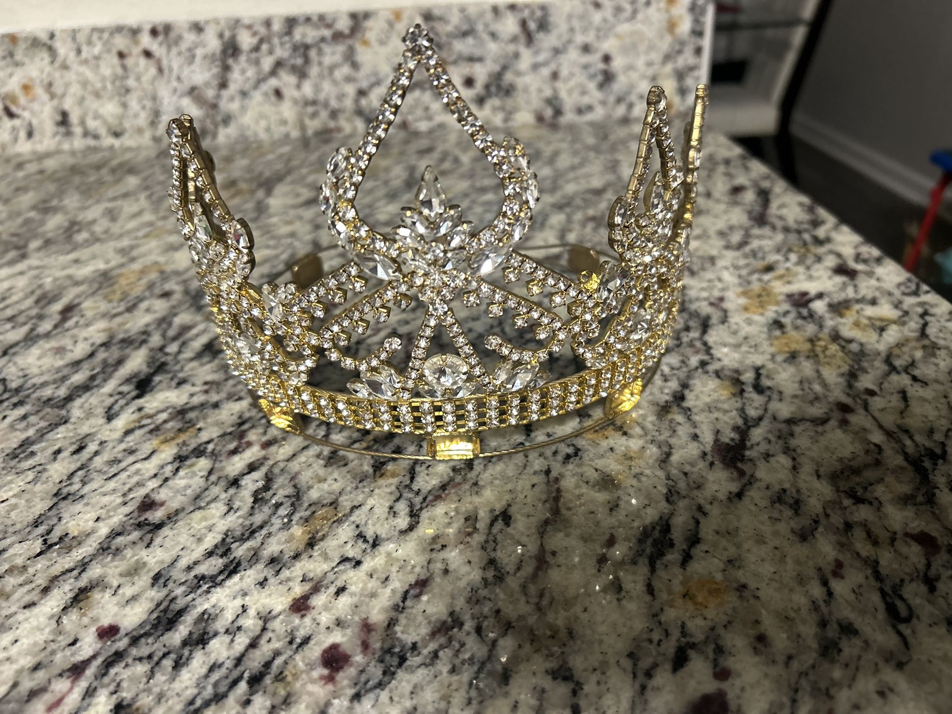 Woman’s Crown