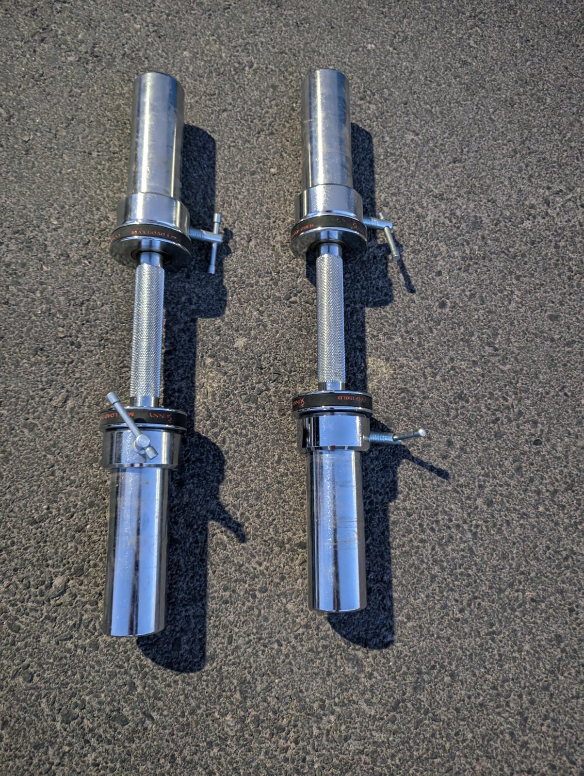 Adjustable dumbbell handle