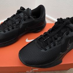 Unisex Nike Precision VI Shoes