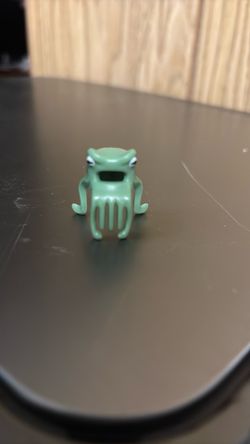 Lego sand, green octopus headgear