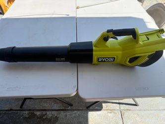 4.4 4.4 out of 5 stars (319) Ryobi 40V Whisper HP Brushless 190 MPH 730 CFM Cordless Battery Jet Fan Leaf Blower (Tool Only- Battery and Charger NOT I