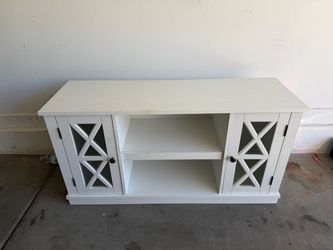 White Wood TV Stand with Cabinet Doors