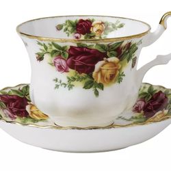 Royal Albert Old Country Roses Teacup and Saucer