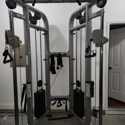 Dual Pulley System: Workout Equipment