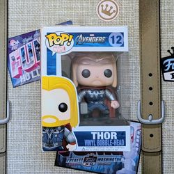 Thor (Vaulted) Marvel Avengers OG Funko Pop - Good Condition 
