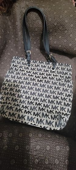 Micheal kors purse