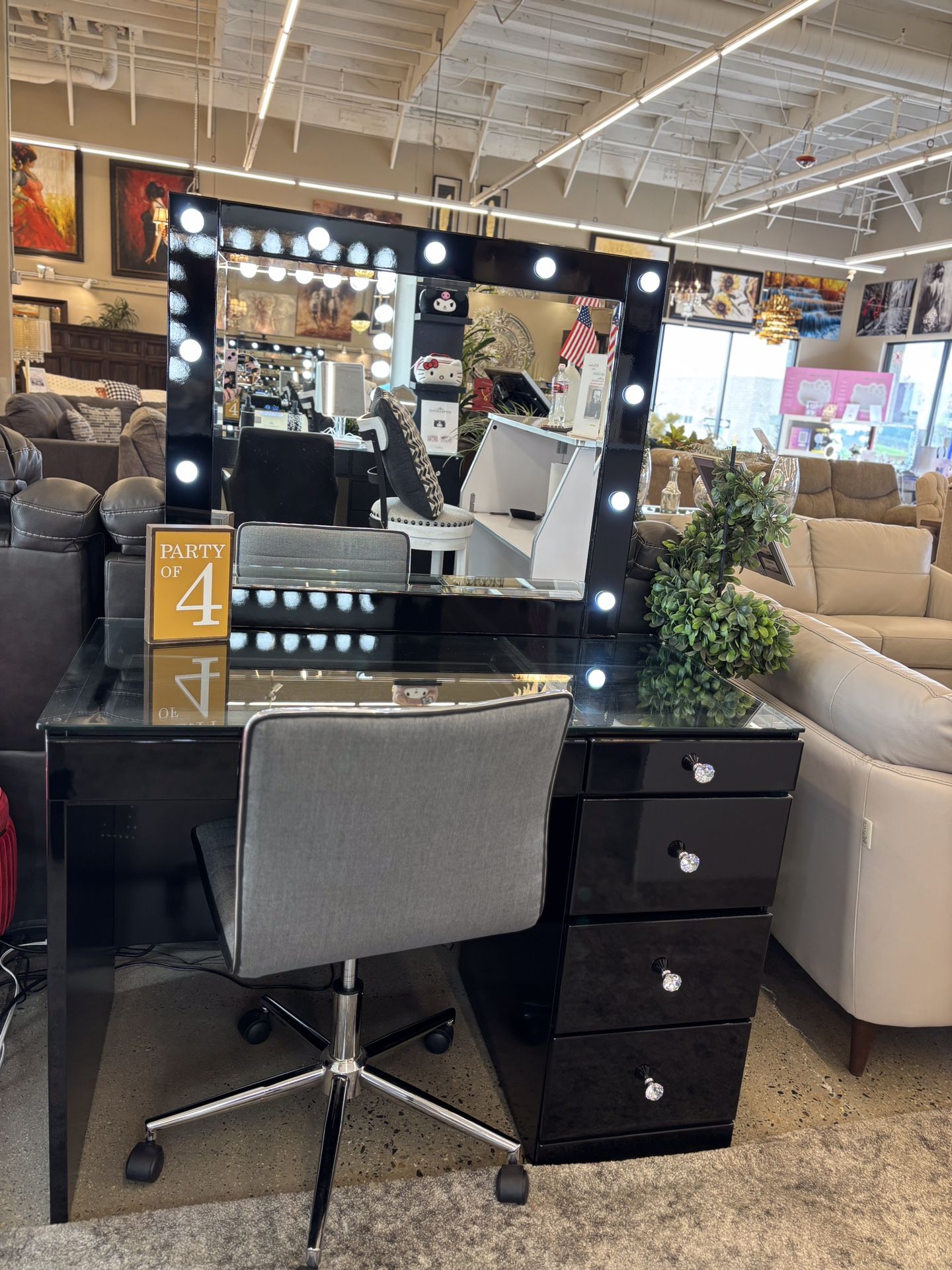 Beautiful Vanity Set