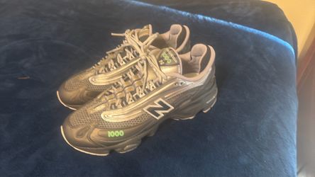 New never worn new balance 1000