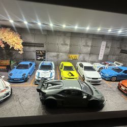 1/64 Collectible Jdm/supercars (comes With Light Up Case In Pic)