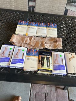 Sigvaris 40/50.  NEW.  Chino, ca