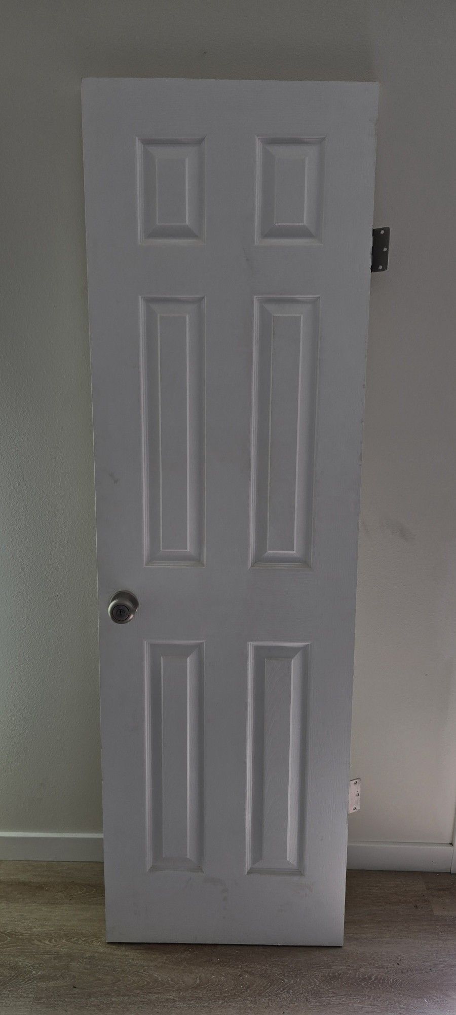 Door 24"