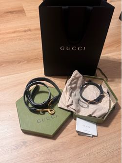 *Authentic *Gucci dog Leash and collar! 180 for both!