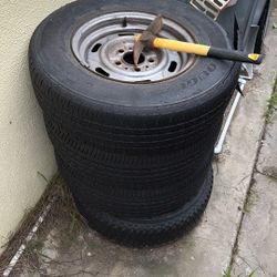 Free Wheels Ford Ranger