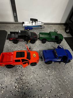 Bass Pro Shops Toy Truck & Boat Lot – 4 Trucks + Boat + Figures