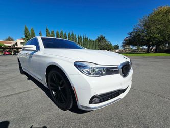 2019 BMW 740i