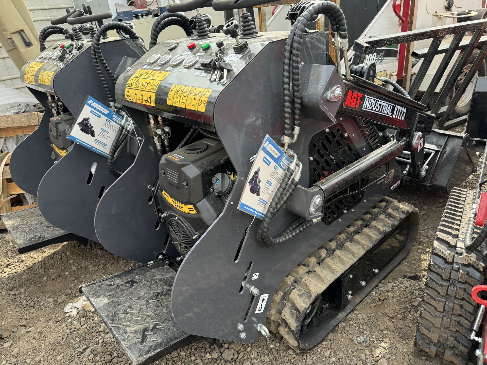 Mini Skid Steer Agt Like John Deere Bobcat Ditch Witch