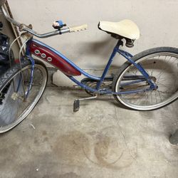 J.c. Higgins colorflow beach cruiser bike