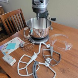 6Qt Silver Kitchen Aid Mixer