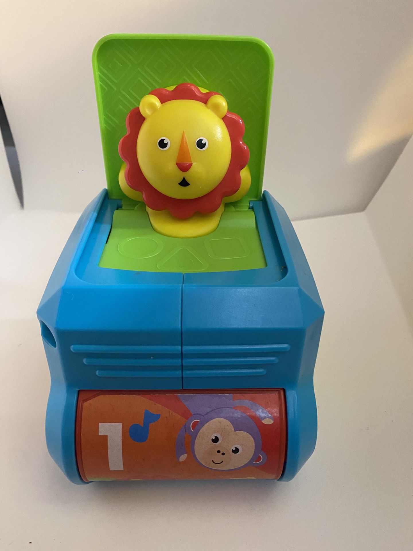 Fisher Price Lion Jack In The Box. Music