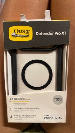Otter box phone case iPhone 17 air