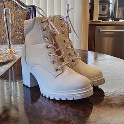 Cklass White Womans Lace-up Boots / Combat Boots / Halloween / Platforms / Casual Wear / Party / Everyday / Street Wear / Grunge / Punk / Military 