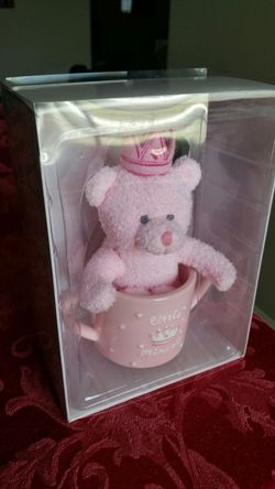 New in box. Russ baby little Princess keepsake. Pink teddy bear in a cup. Recuerdo de nacimiento.
