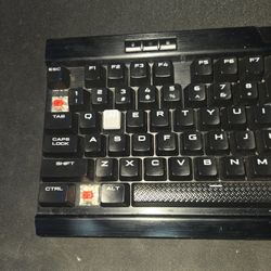 Corsair K70 RGB Gaming Keyboard With Wrist Rest. 