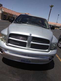 Dodge ram 4 door 5.9 magnum auto very fast and nice truck