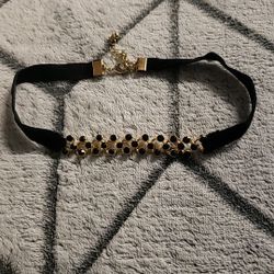 Velour choker necklace