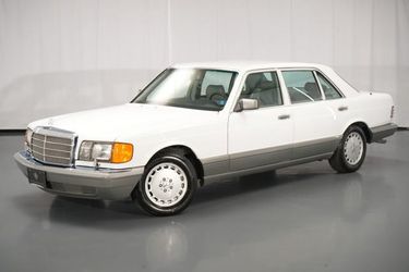 1987 Mercedes-Benz 300 Series