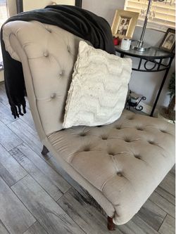 Elegant comfortable chair!!
