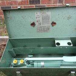 Ashcroft Dead Weight Tester 1305B