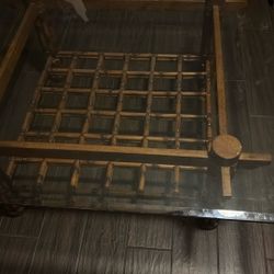 Coffee Table For Sale. 